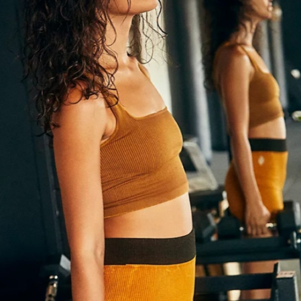 NWOT Free People Movement Happiness Runs Square Neck Crop XS/S High Atlas - Picture 3 of 11